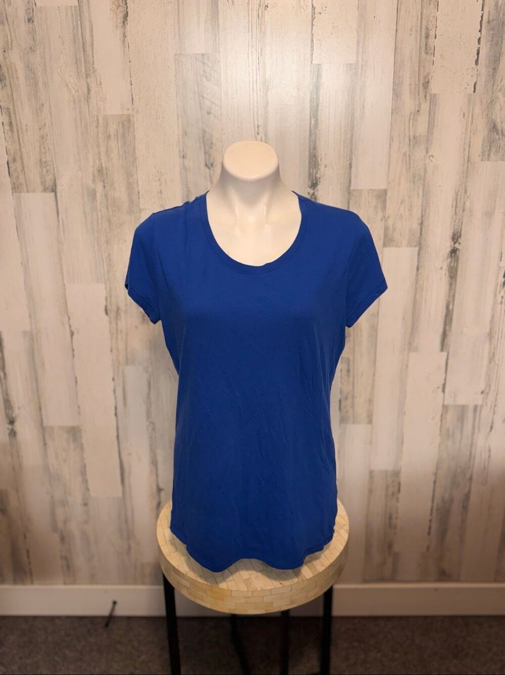 No Boundaries Scoop Neck Basic T-Shirt Womens XXL Cobalt Royal Blue Tee